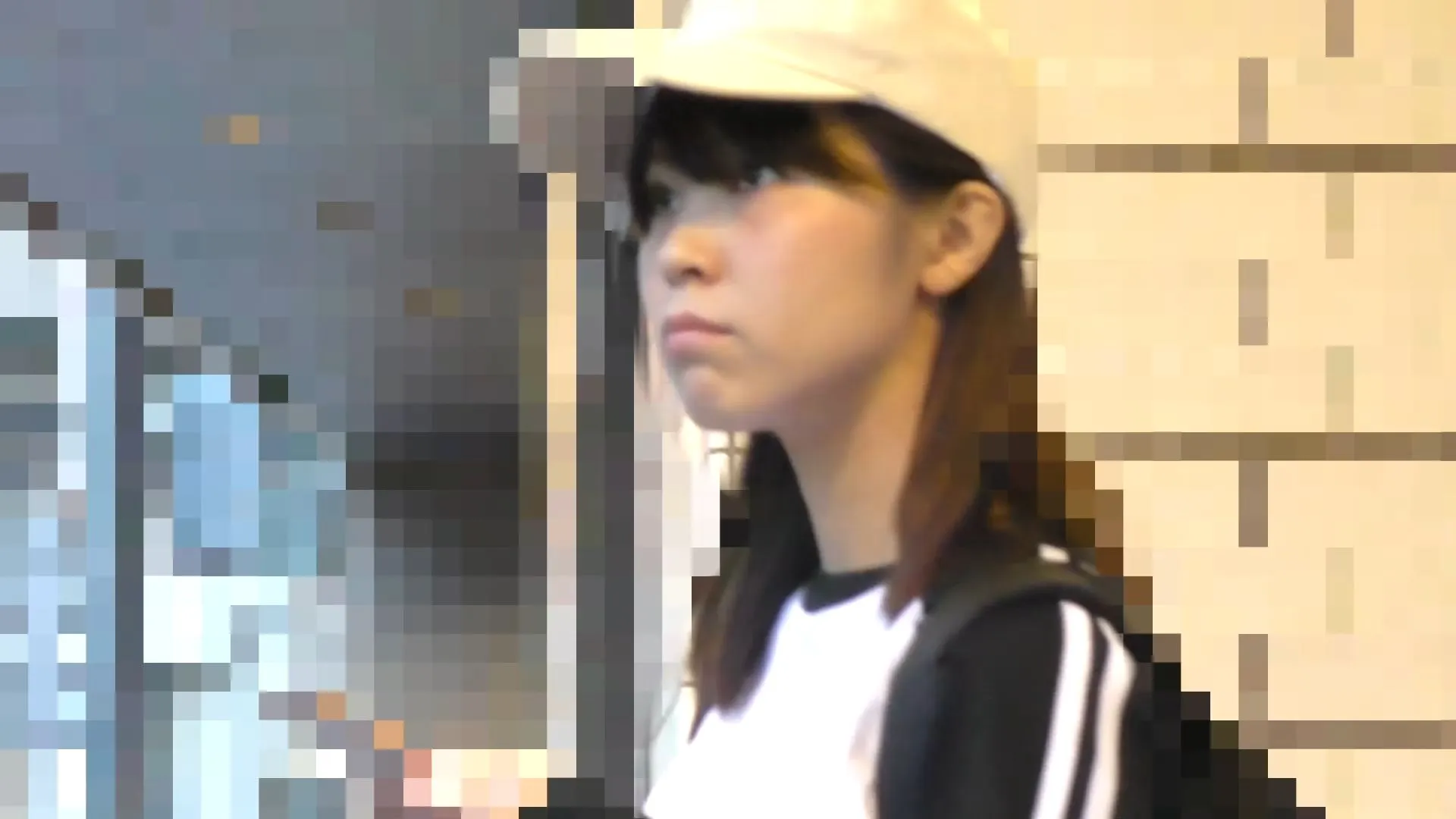 女が一人でライブハウスに行くってもはや痴漢されに行ってるのと同義ｗ